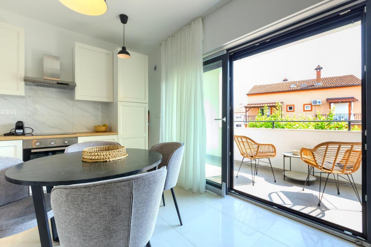 Apartments La Scogliera Rovinj Exterior photo